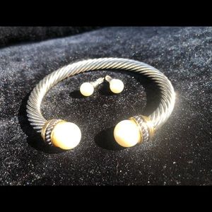 Pearl bangle with gold & silver & pearl earrings